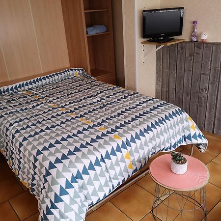 Gites & Camping On The Route Des Vins 贝尔盖姆 外观 照片